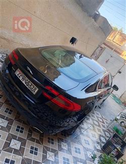 جاكوار XF